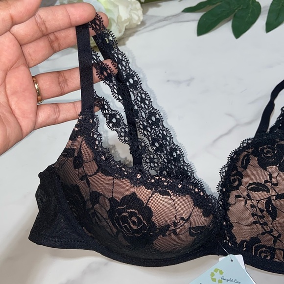 Adore Me Lace Padded Wire Push Up Bra size 34C - Picture 7 of 17